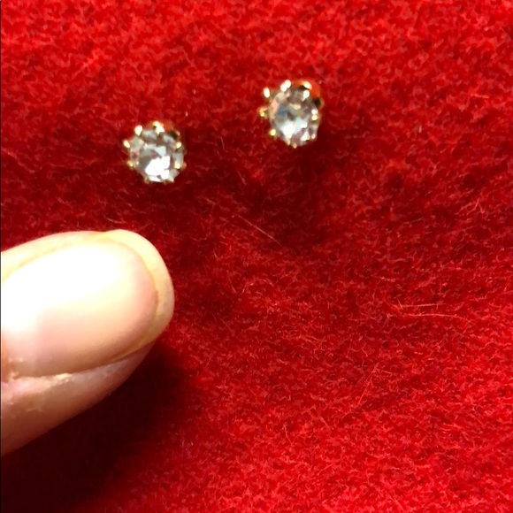 14 k gold CZ Diamond stud earrings - Picture 4 of 8
